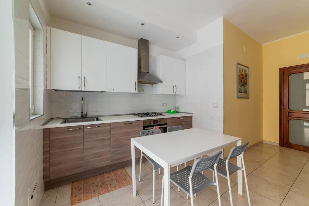 Appartement Arts House à Bari Extérieur photo
